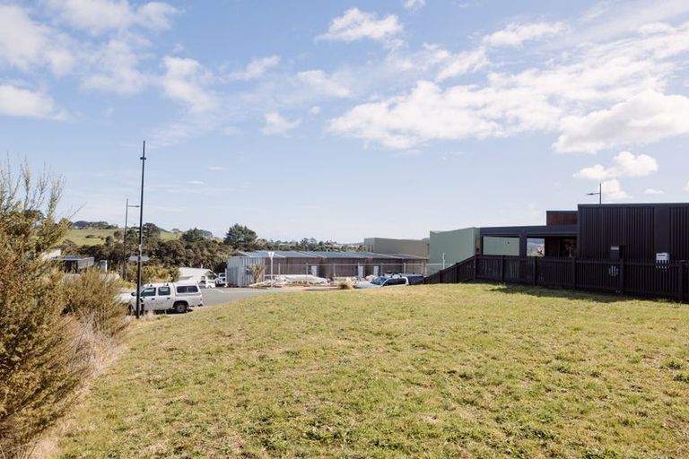 Photo of property in 3 Omahina Street, Raglan, 3225