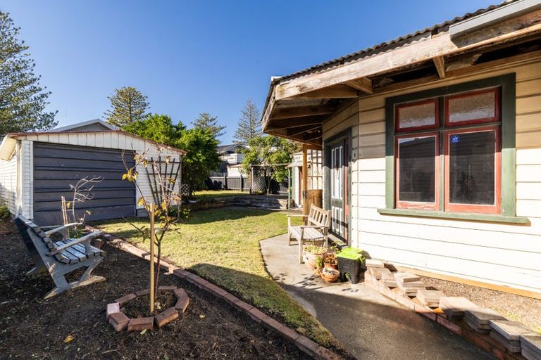 Photo of property in 92 Mcgrath Street, Napier South, Napier, 4110