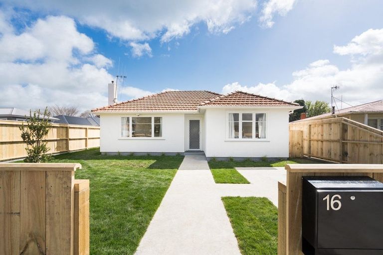 Photo of property in 16 Lancaster Street, Highbury, Palmerston North, 4412