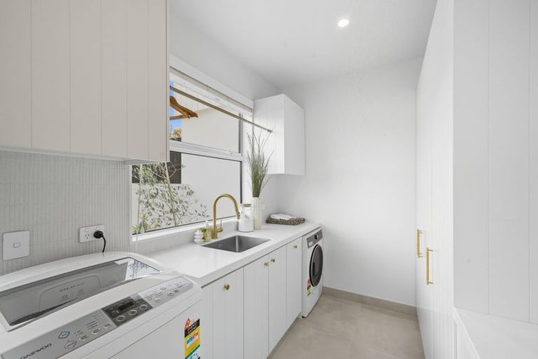 Photo of property in 89f Taylors Mistake Road, Scarborough, Christchurch, 8081