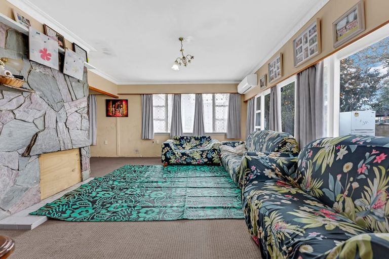 Photo of property in 53 Takanini Road, Takanini, 2112