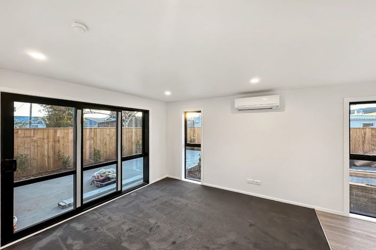 Photo of property in 1/27a Wilford Street, Wallaceville, Upper Hutt, 5018