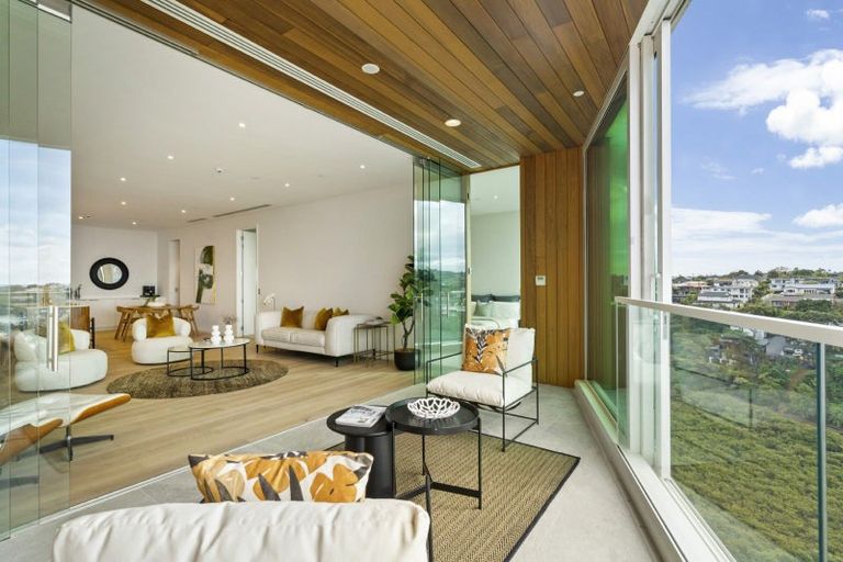 Photo of property in 3/258 Lake Road, Hauraki, Auckland, 0622