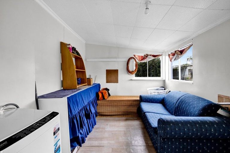 Photo of property in 407a Waihi Road, Normanby, Hawera, 4614