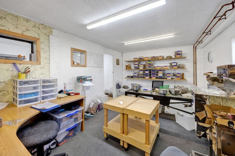 Photo of property in 15 Mount View Place, Spotswood, New Plymouth, 4310