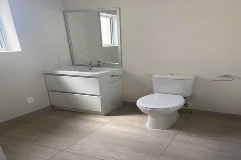 Photo of property in 33 Tribute Loop, Takanini, 2112