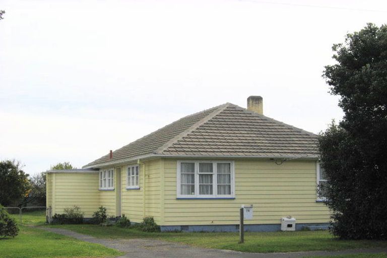 Photo of property in 75 Harper Street, Gonville, Whanganui, 4501