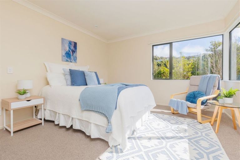 Photo of property in 15u6 Glanmire Road, Newlands, Wellington, 6037