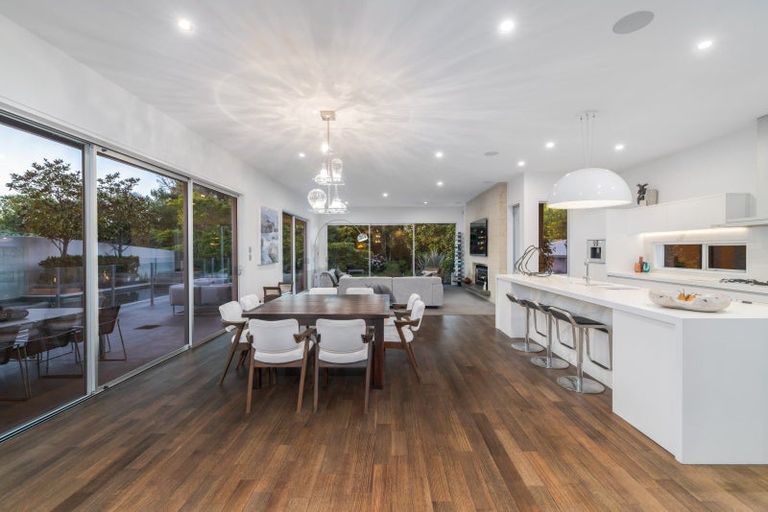 Photo of property in 45 Waiwetu Street, Fendalton, Christchurch, 8052