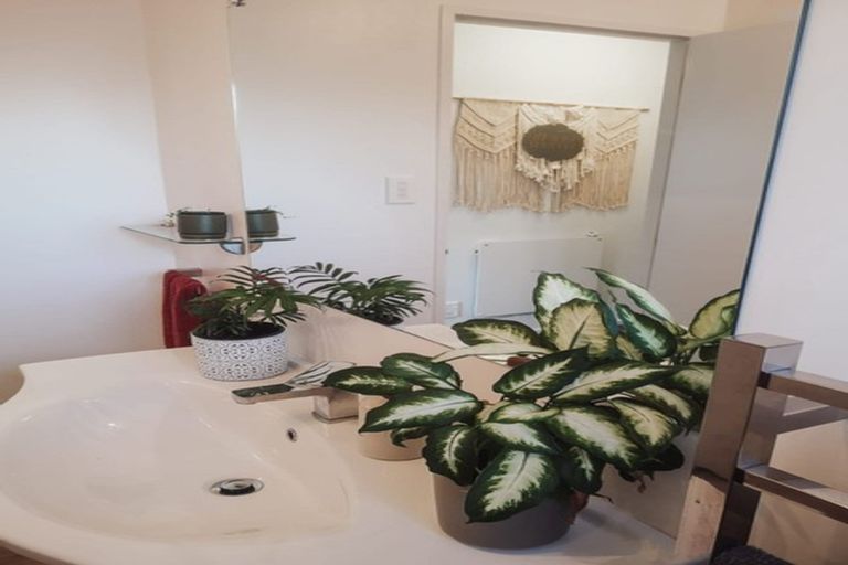 Photo of property in 15 The Bollard, Whitby, Porirua, 5024