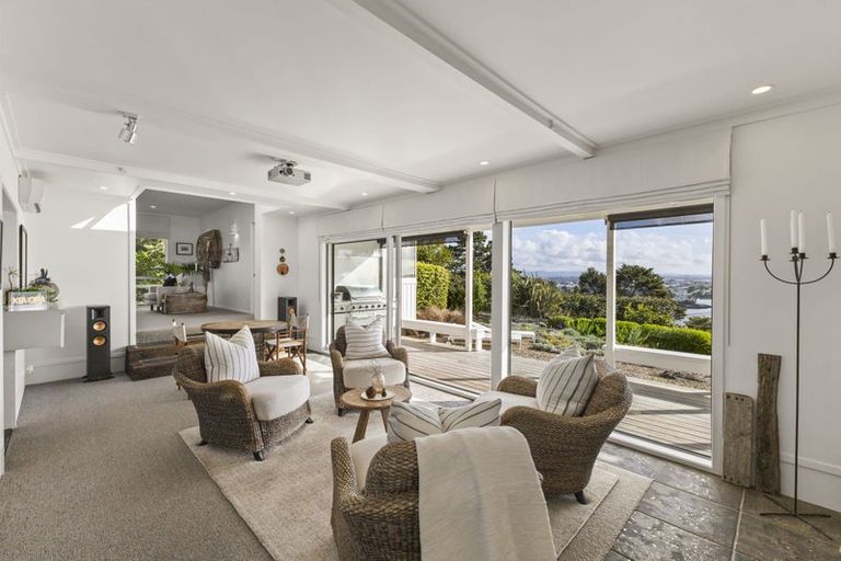 Photo of property in 24 Austin Road, Greenhithe, Auckland, 0632