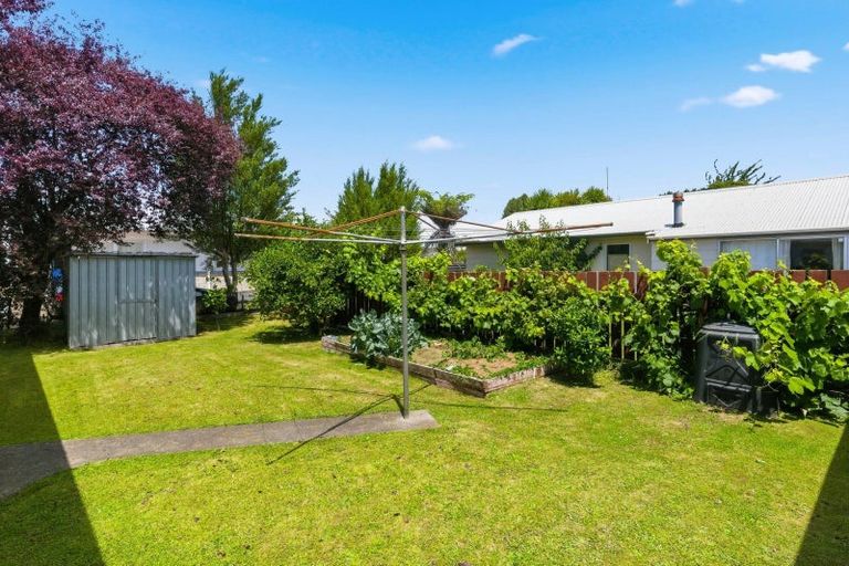 Photo of property in 2 Cargill Street, Levin, 5510