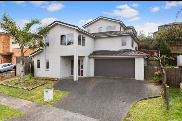 Photo of property in 31 Lucca Crescent, Flat Bush, Auckland, 2019