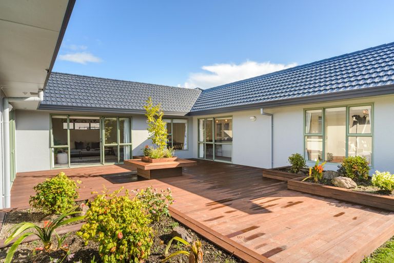 Photo of property in 82 James Line, Kelvin Grove, Palmerston North, 4414