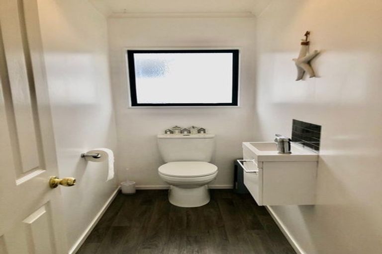 Photo of property in 1/10 Puriri Street, Hilltop, Taupo, 3330