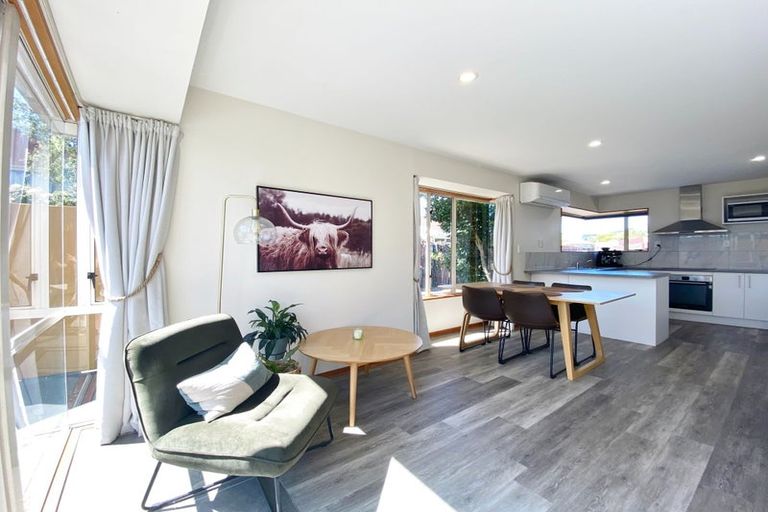 Photo of property in 2/41a Laurence Street, Waltham, Christchurch, 8011