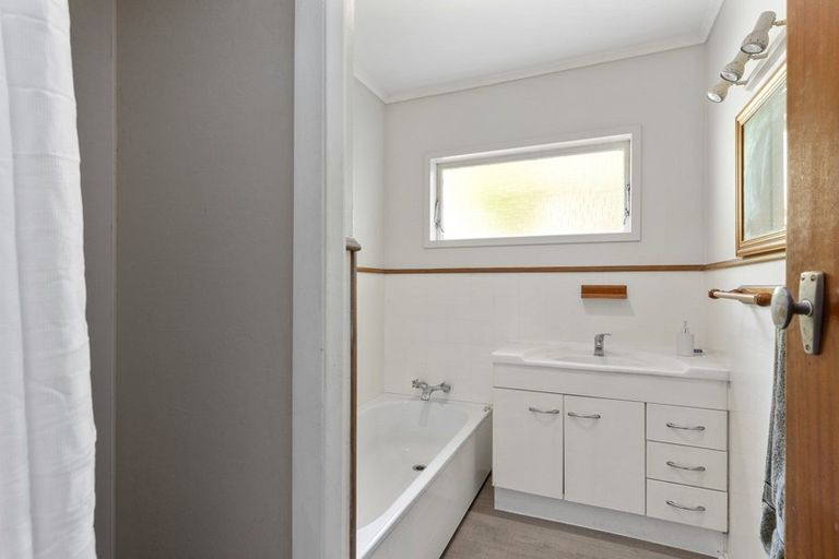 Photo of property in 47 Fraser Street, Wainuiomata, Lower Hutt, 5014