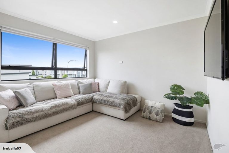 Photo of property in 53 Costa Viva Crescent, Karaka, Papakura, 2113