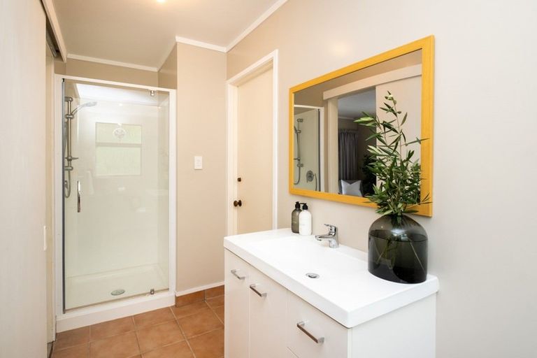 Photo of property in 89 James Cook Street, Havelock North, 4130