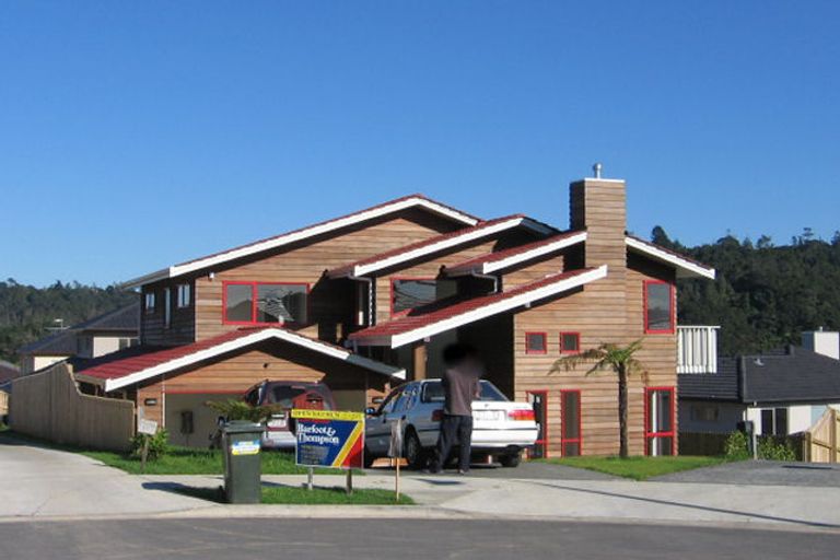 Photo of property in 14 Cuthill Close, Albany, Auckland, 0632