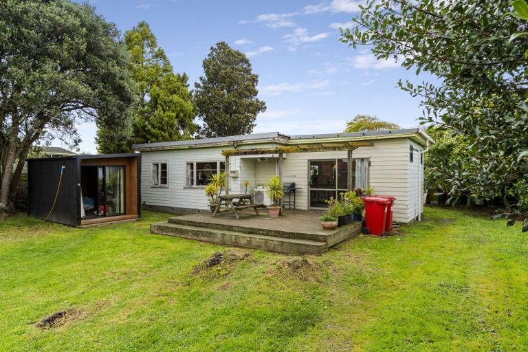 Photo of property in 25 Kirk Street, Otaki, 5512