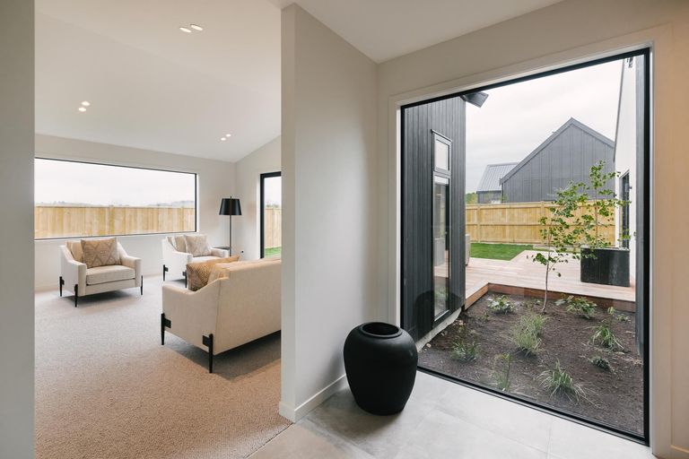 Photo of property in 161 Pharazyn Street, Maewa, Feilding, 4702
