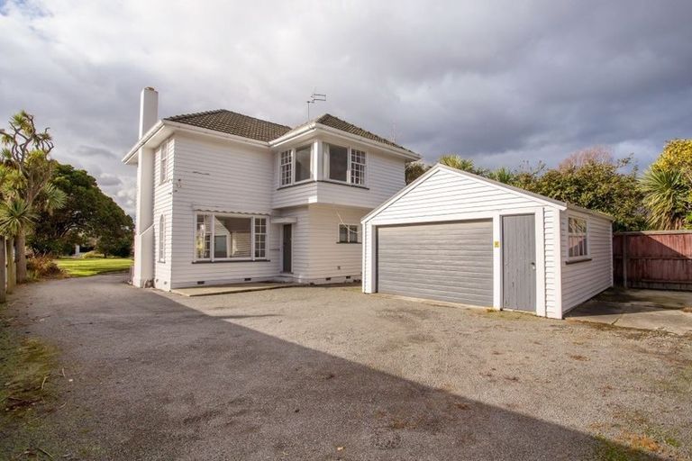 Photo of property in 127 Hamilton Avenue, Ilam, Christchurch, 8041