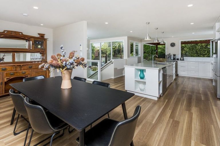 Photo of property in 9 Nicholson Place, Hillcrest, Auckland, 0627