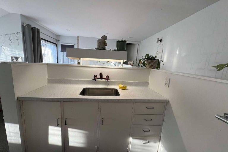 Photo of property in 89 Black Rock Road, Newlands, Wellington, 6037