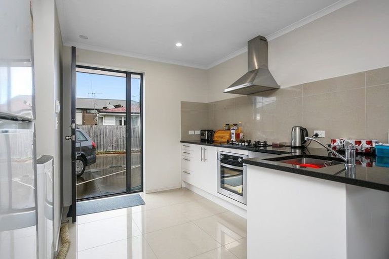 Photo of property in 7u3 Vesty Avenue, Hillcrest, Hamilton, 3216