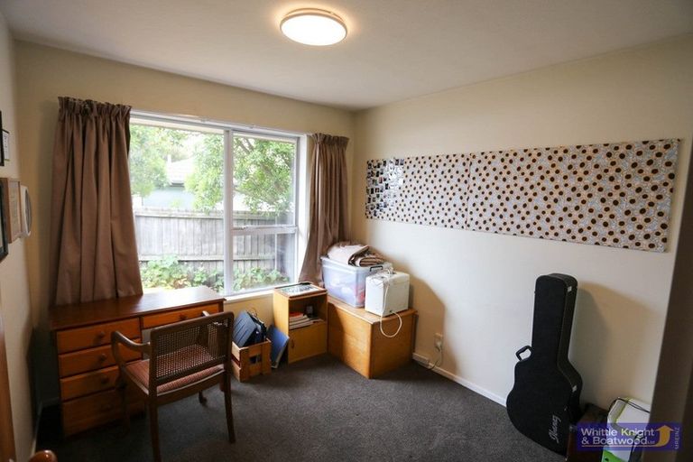 Photo of property in 16 Leith Place, Spreydon, Christchurch, 8024