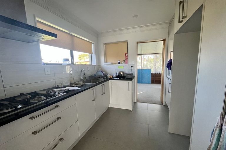 Photo of property in 3 Faith Bullock Place, New Lynn, Auckland, 0600