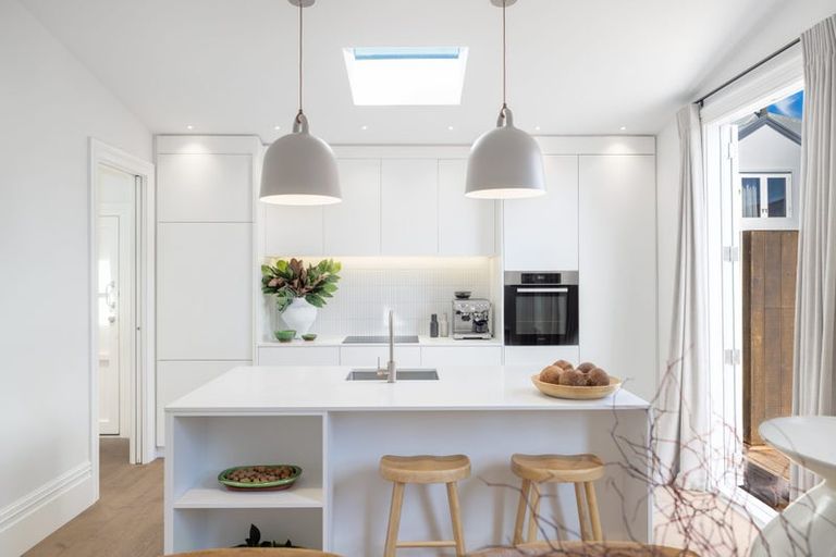 Photo of property in 54 Hawkesbury Avenue, St Albans, Christchurch, 8014