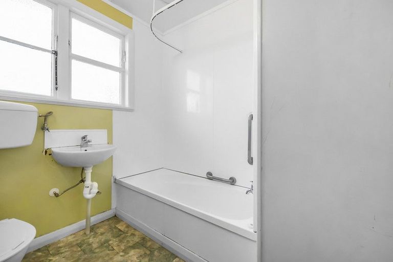 Photo of property in 244 Pine Hill Road, Dalmore, Dunedin, 9010