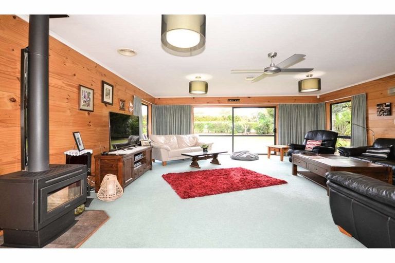 Photo of property in 12 Pa Road, Kerikeri, 0230