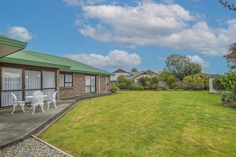Photo of property in 19 Clearview Drive, Milson, Palmerston North, 4414