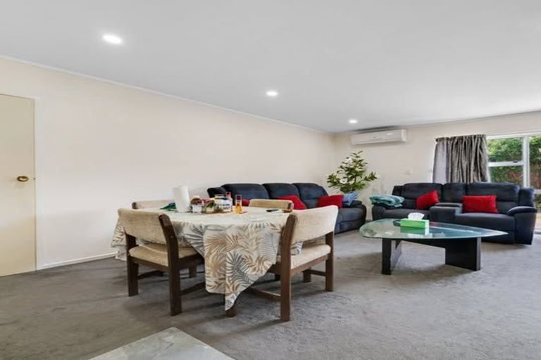 Photo of property in 2/6 King Street, Papatoetoe, Auckland, 2104
