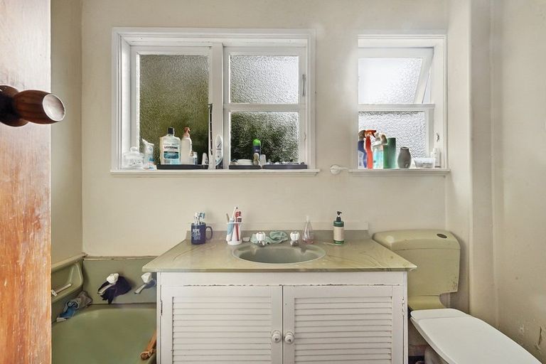 Photo of property in 48 Casey Avenue, Fairfield, Hamilton, 3214