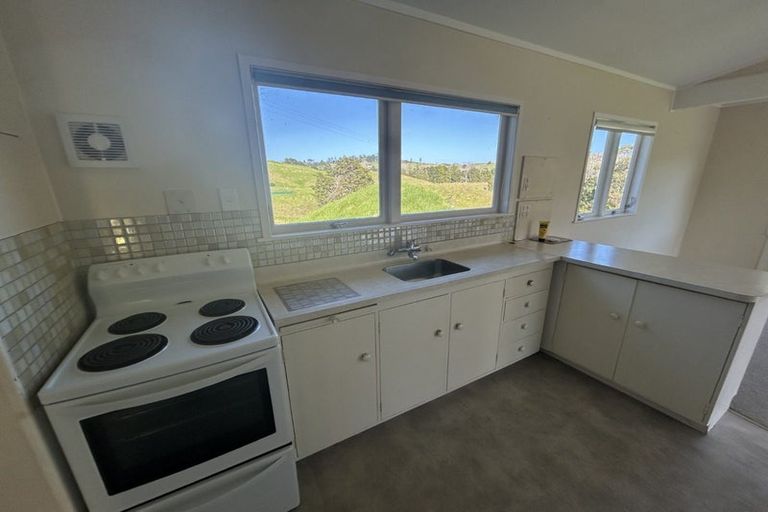 Photo of property in 158 Paparoa Station Road, Paparoa, 0571