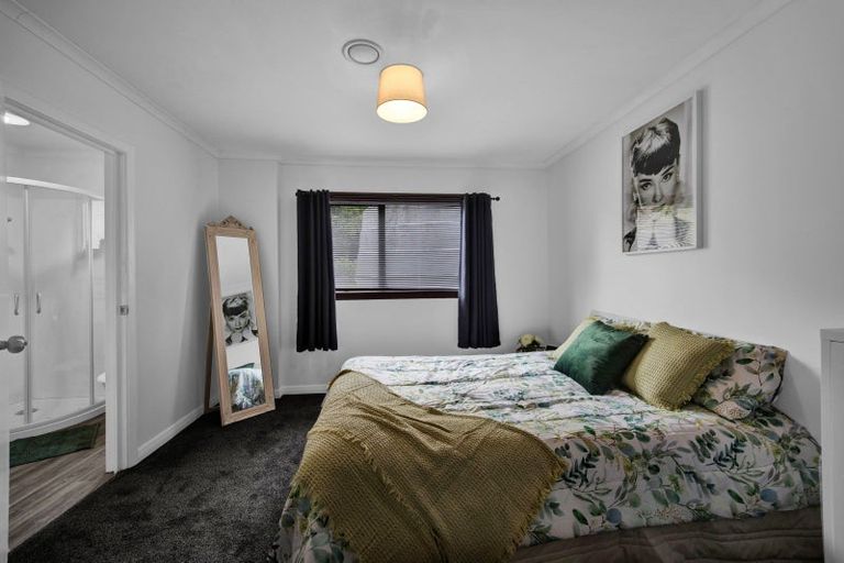 Photo of property in 1082 Junction Road, Egmont Village, Inglewood, 4386