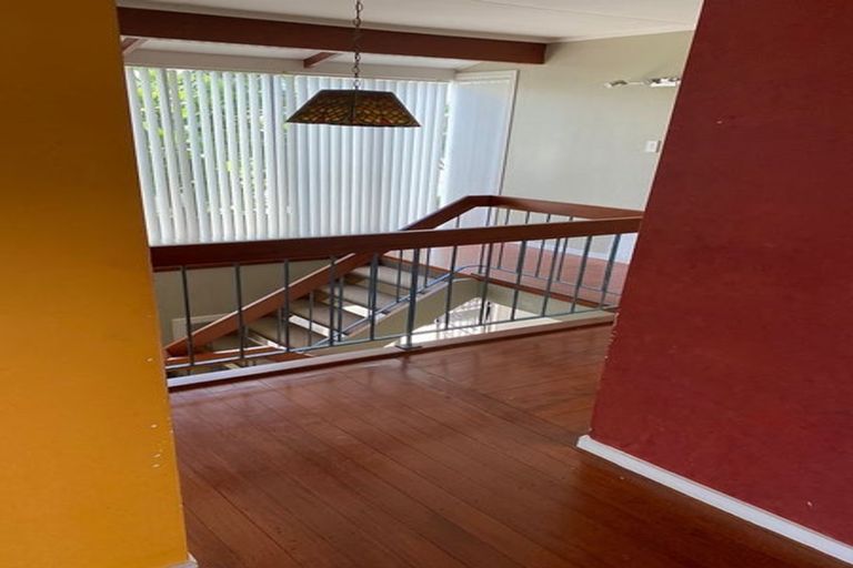 Photo of property in 199 Hobsonville Road, Hobsonville, Auckland, 0618