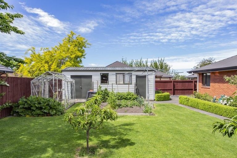 Photo of property in 14 Enverton Drive, Rangiora, 7400