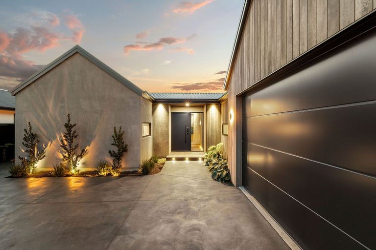 Photo of property in 32 Walter Case Drive, Harewood, Christchurch, 8051