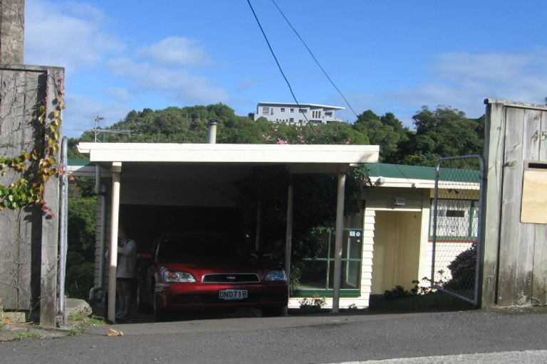 Photo of property in 45 Maungaraki Road, Korokoro, Lower Hutt, 5012