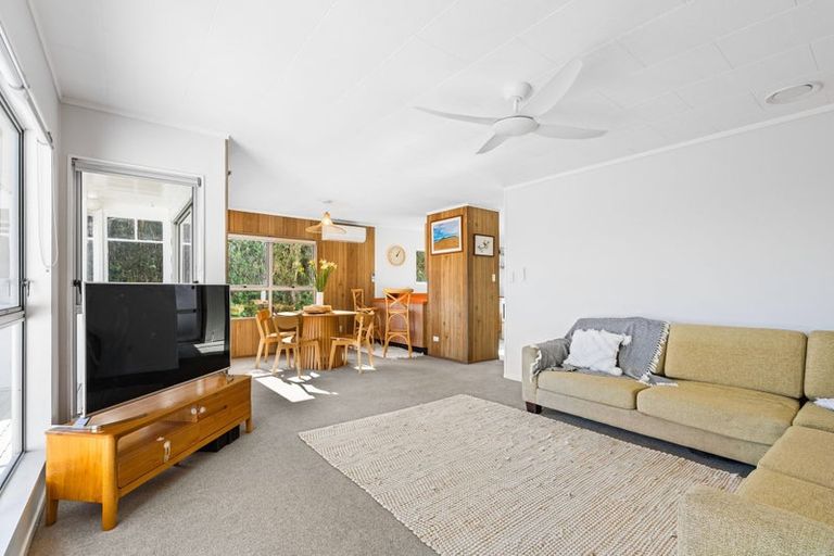 Photo of property in 2065 Whangarei Heads Road, Whangarei Heads, Whangarei, 0174