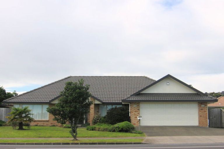 Photo of property in 146 Kilkenny Drive, East Tamaki Heights, Auckland, 2016