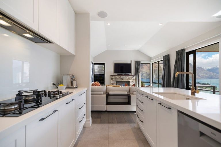 Photo of property in 56c Kerry Drive, Queenstown, 9300