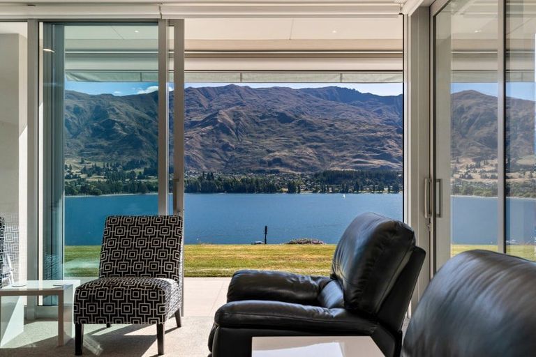 Photo of property in 76a Lismore Street, Wanaka, 9305