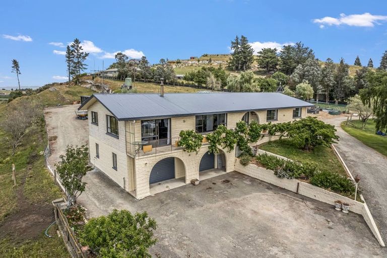 Photo of property in 35 Browns Road, Alma, Oamaru, 9491