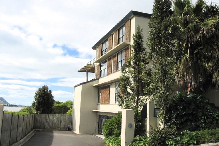 Photo of property in 4/115 Fourth Avenue, Tauranga, 3110